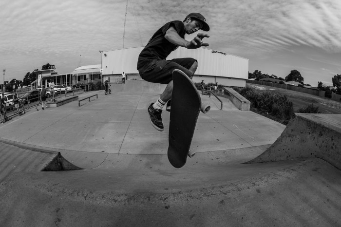 chrisstepofffingerflipsm